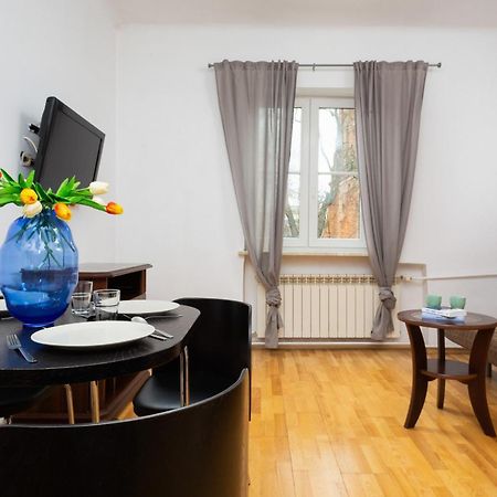 Warsaw New Town Apartment By Noclegi Renters Bagian luar foto