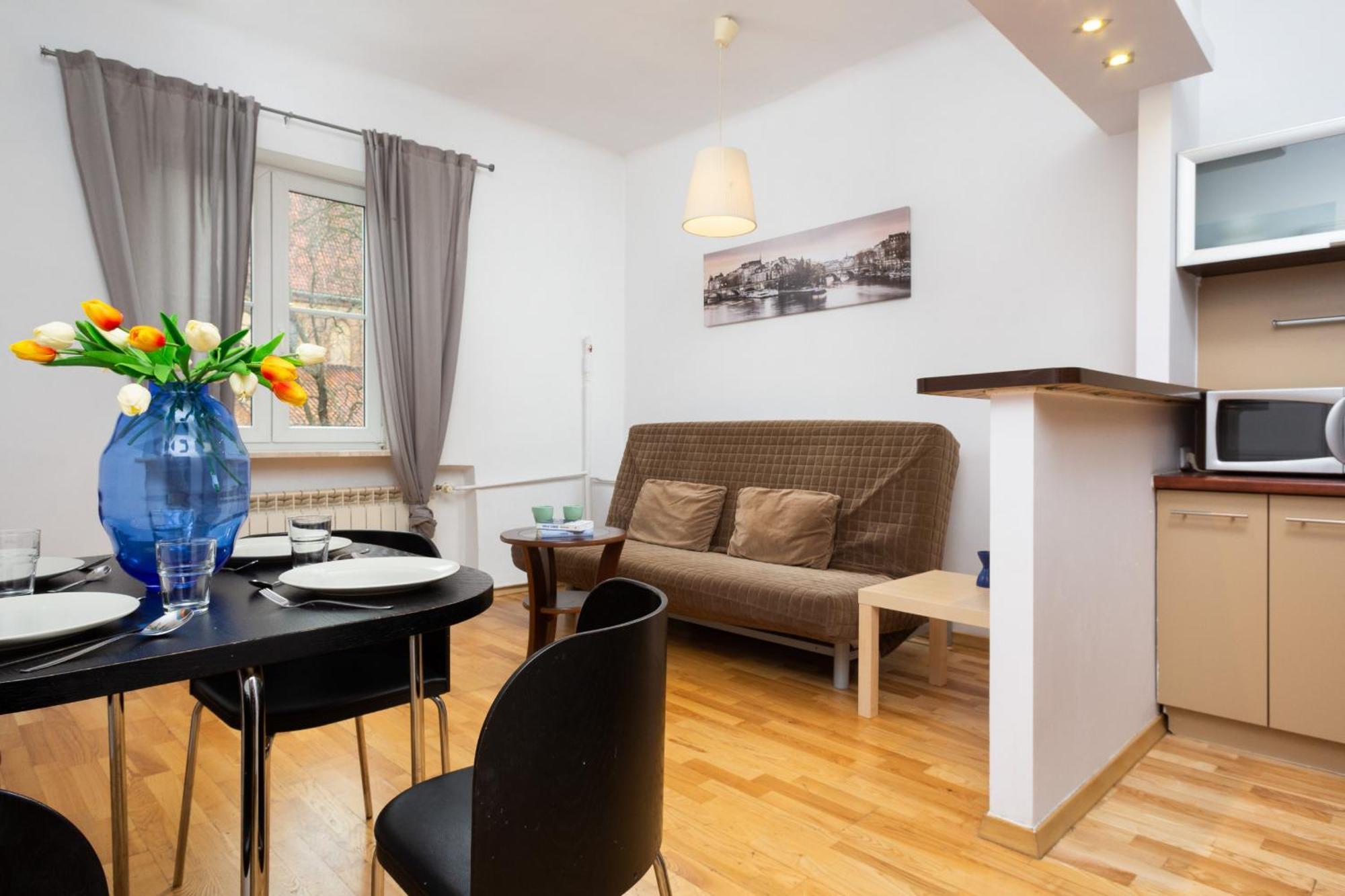 Warsaw New Town Apartment By Noclegi Renters Bagian luar foto